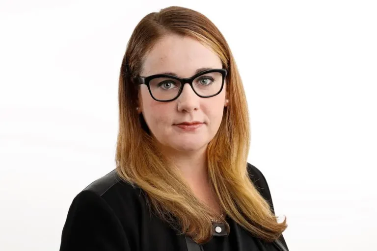 Kristy Kirkup-The Honest Talk