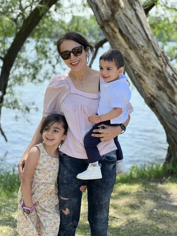 Mary Yazdani and her children – The Honest Talk