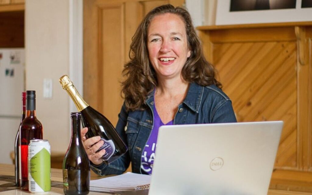 Debbie Trenholm, Savvy Company