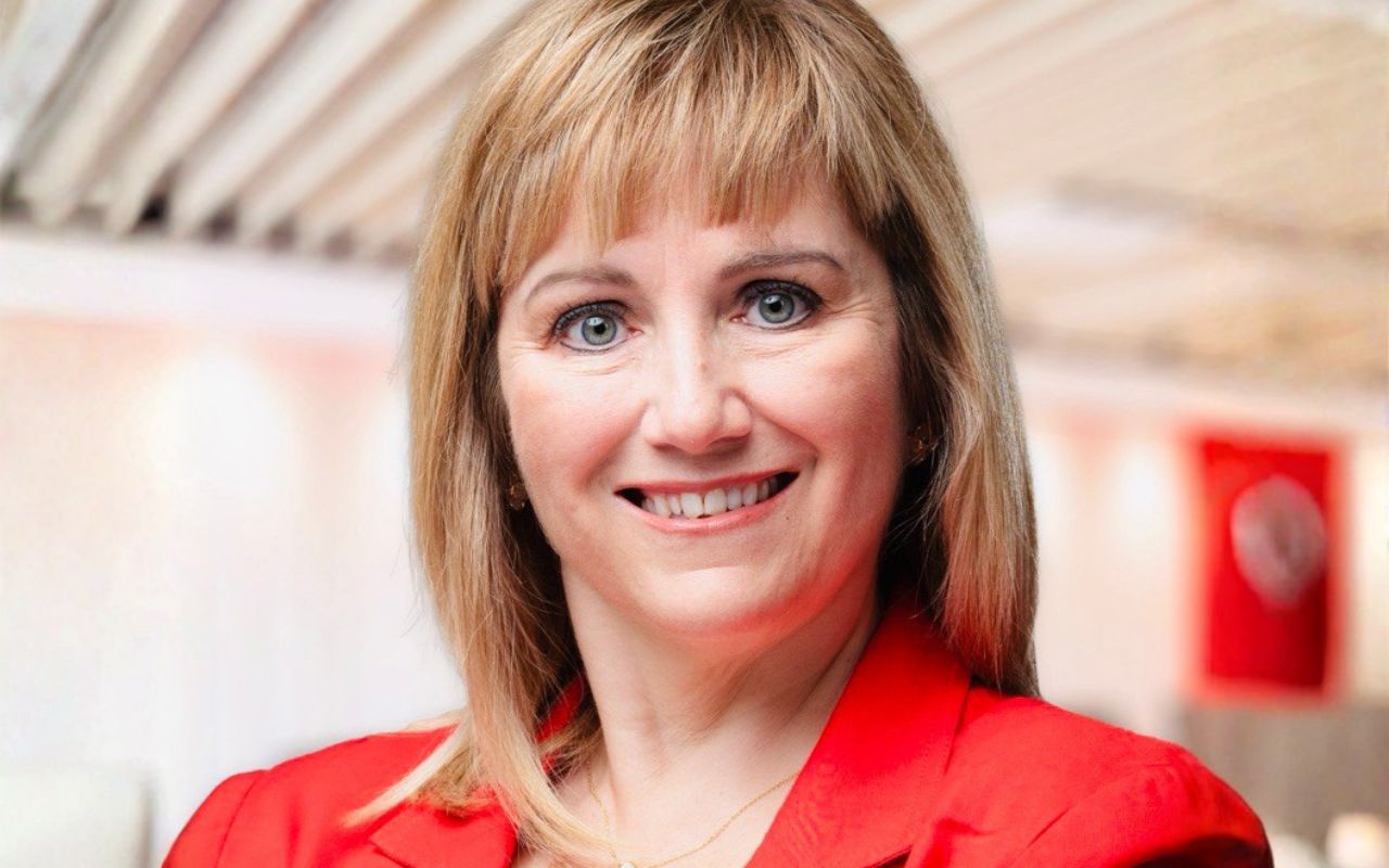 Connecting the world: Mary-Jane Lorette’s 30-year career in aviation ...