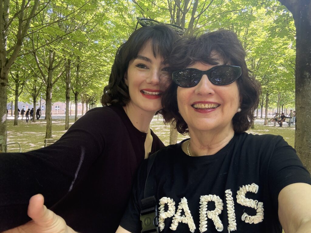 Gail Harvey and daughter Katie Boldand