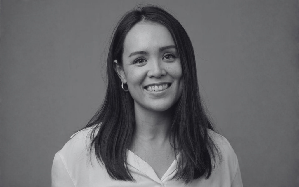 Jacie deHoop, female founder of The Gist